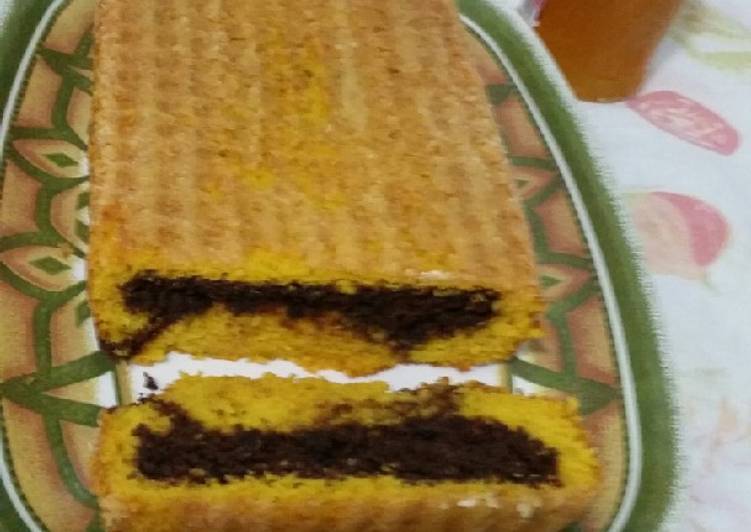 Bolo de cenoura com recheio de chocolate