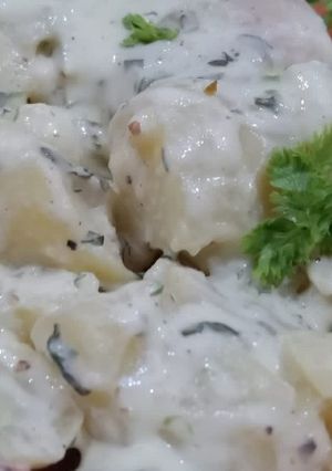 A picture of Honey mustard potato salad.