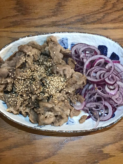 日式薑燒豬肉 的食譜成品照片
