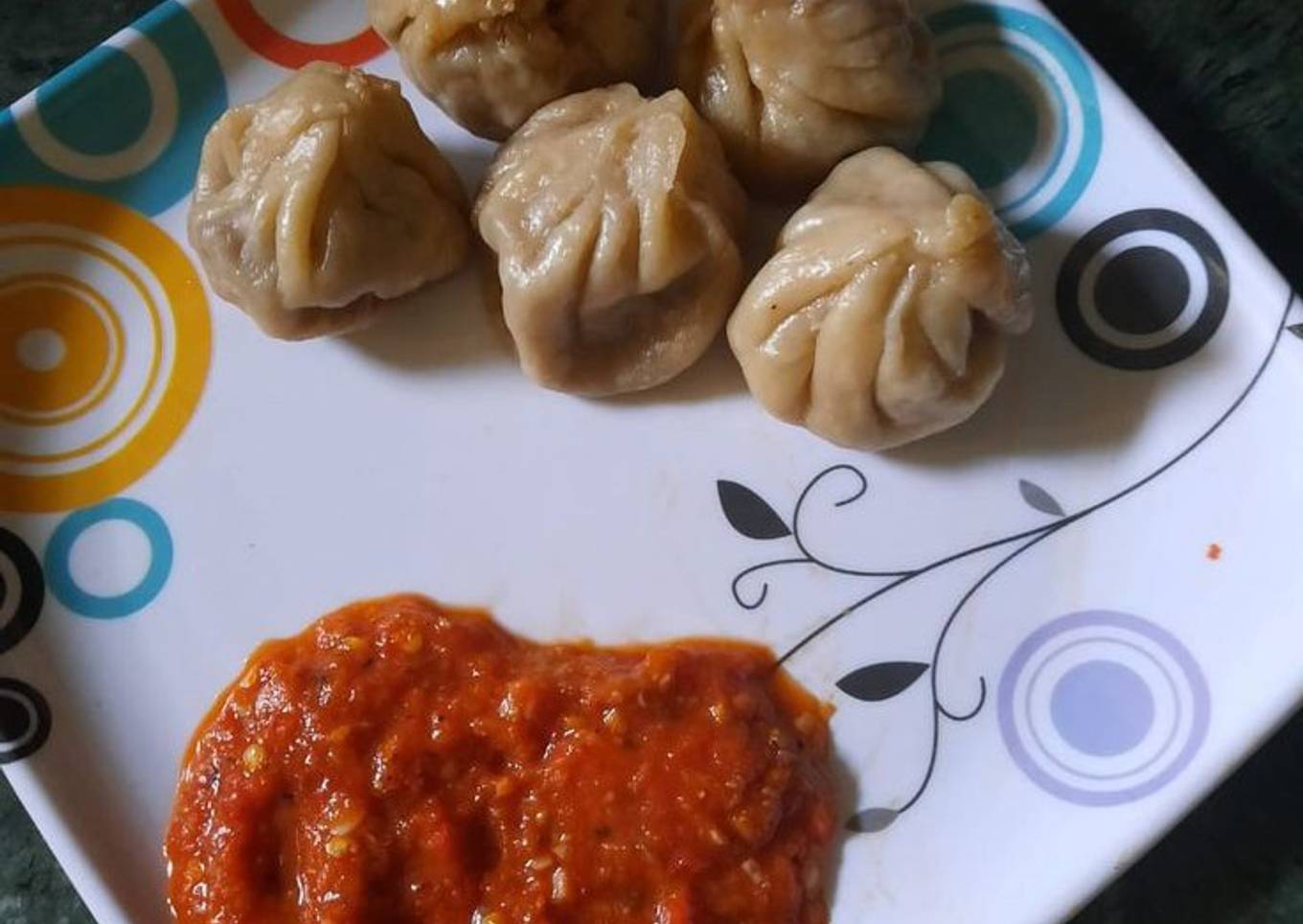 Momos