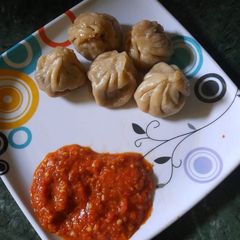 A picture of Momos.