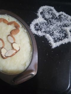 ટોપરા પાક (Topra Paak Recipe In Gujarati) રેસીપી મુખ્ય ફોટો