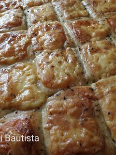 Una foto de Focaccia con queso