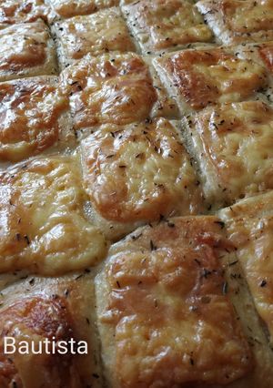 Una foto de Focaccia con queso