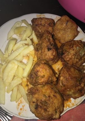 صورة لوصفة كريات بسباس بالصوص وبطاطا مقلية