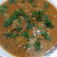 A picture of Daal gosht.