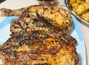 Une photo de Poulet rôti au Airfryer