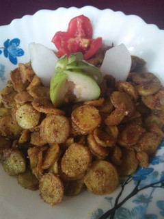 अरबी फ्राई (Arbi fry recipe in hindi) रेसिपी मुख्य फोटो