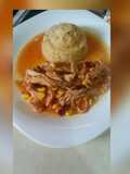 Pollo en salsa de chipotle