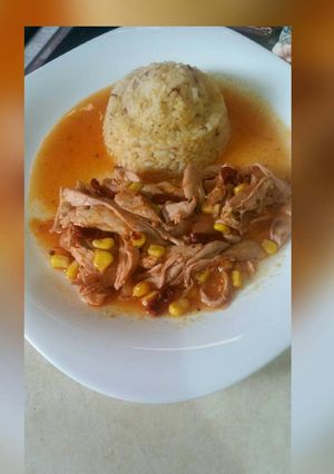 Una foto de Pollo en salsa de chipotle