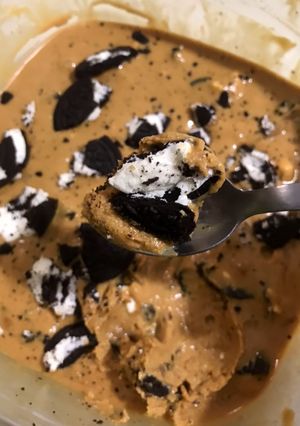 Una foto de Helado de dulce de leche y oreos casero