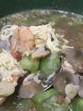 Sup Oyong Jamur Merang
