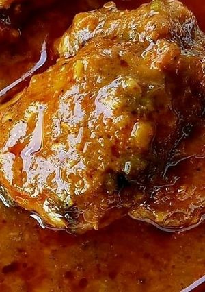 A picture of Chicken in Coconut Gravy.