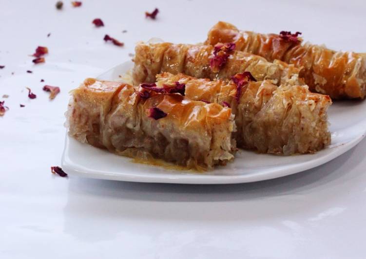 Baklava Rolls :