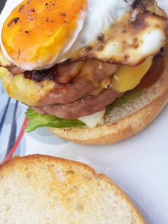 Una foto de Hamburguesa de queso azul