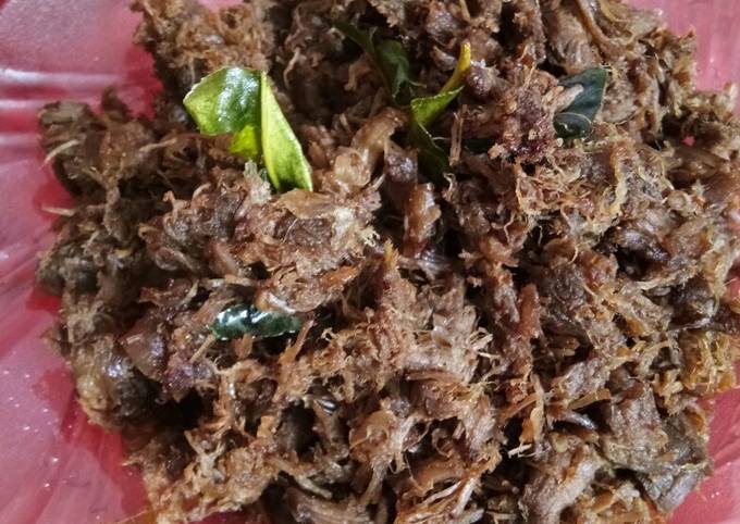 Standar Cara mudah memasak Serundeng Daging yang nagih banget