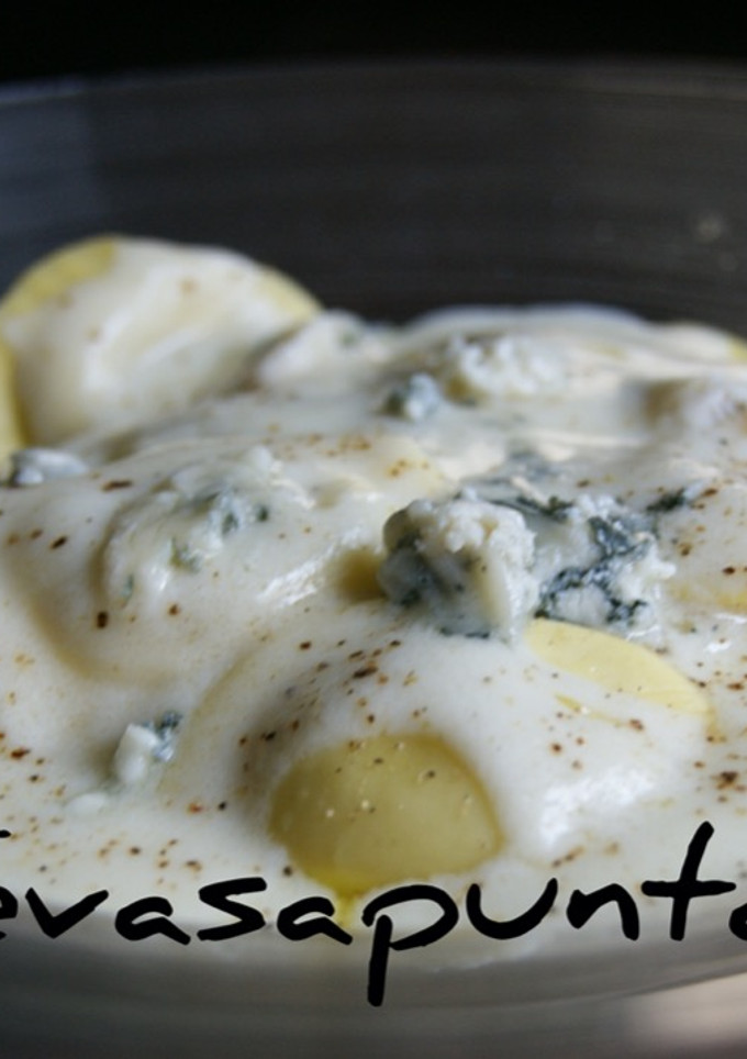 Una foto de Tortellini de queso