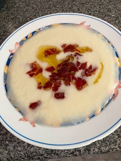 Una foto de Crema de melón con yogur fría