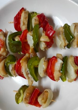 Hình của món Thịt xiên nướng rau củ.