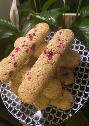 Une photo de Finger citron pavot et framboise