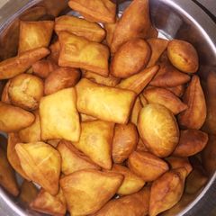 A picture of Lemon mandazi.