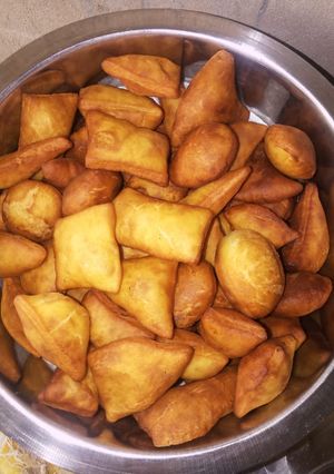 A picture of Lemon mandazi.