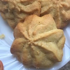 A picture of Butter cookies.