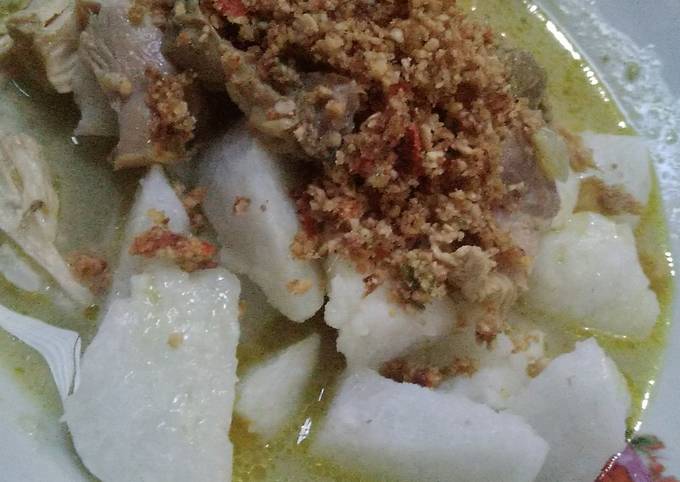 Ketupat Opor ayam sederhana