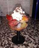 Rica y fresca ensalada de fruta