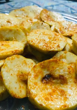 A picture of Amrood ka achar.