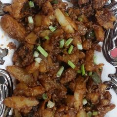 A picture of Honey chilli potato.