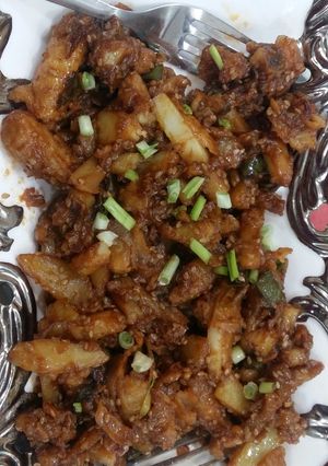 A picture of Honey chilli potato.