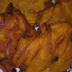 A picture of Onion fritters.