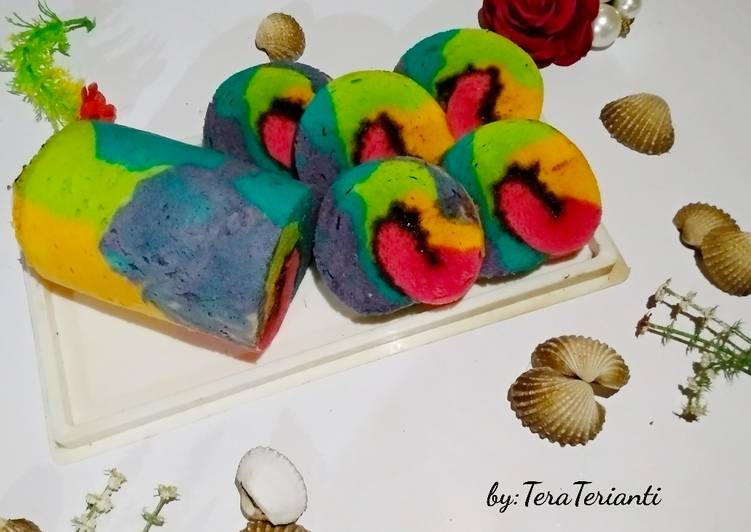 Roll cake rainbow