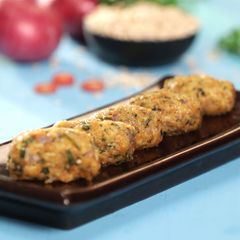 Carrots & Oats Kozhukattai | Steamed Dumpling Recipe A picture of Carrots & Oats Kozhukattai | Steamed Dumpling Recipe.