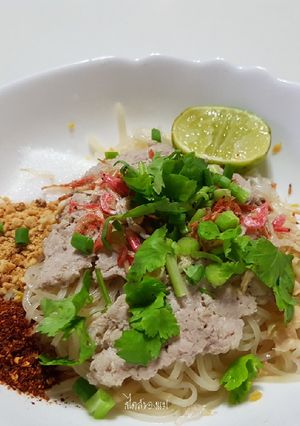 รูปของ เส้นเล็กแห้ง หมูสับ (สูตรโบราณ)