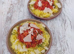 Une photo de Courge spaghetti aux lentilles corail