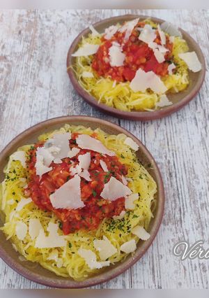 Une photo de Courge spaghetti aux lentilles corail