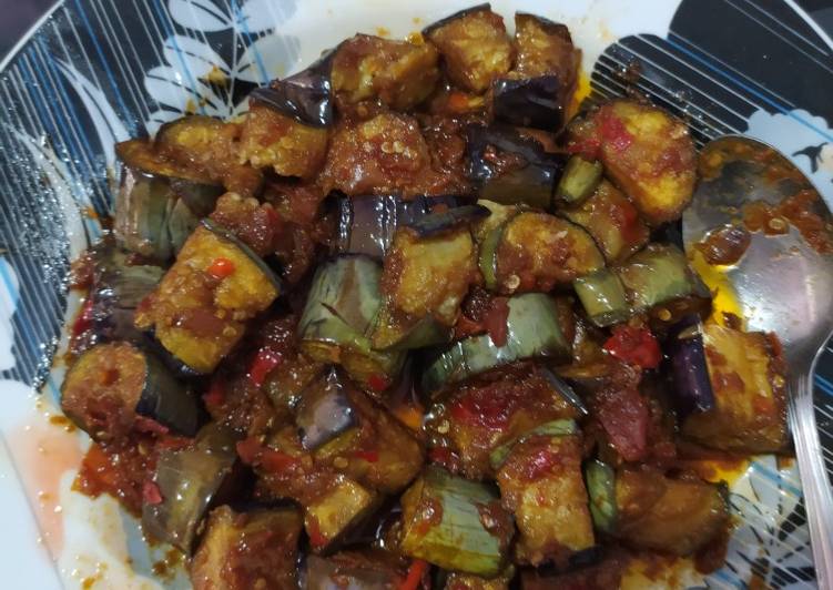 Terong goreng balado