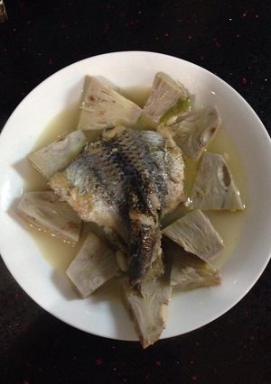 Hình của món Cá chuồn chiên kho mít.