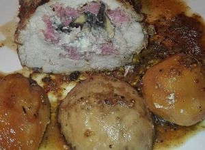 Foto principal de Pechuga de pavo campero relleno de longaniza fresca y beicon
