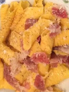 Foto di Garganelli burro e pancetta