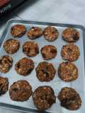 Cinnamon rolled oat cookies
