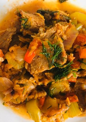 O poză a rețetei Mâncare de vițel cu legume (fără ulei).
