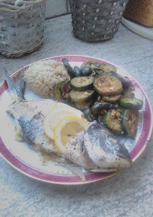 Une photo de Daurade royale au herbes