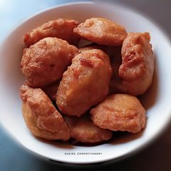 Semovita balls/akara A picture of Semovita balls/akara.