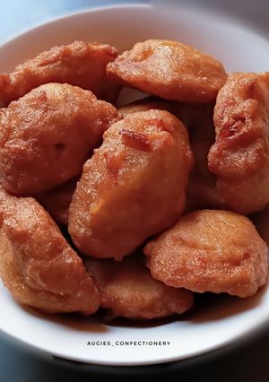 A picture of Semovita balls/akara.