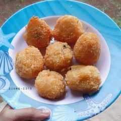 A picture of Bola Bola Pisang Cokelat.