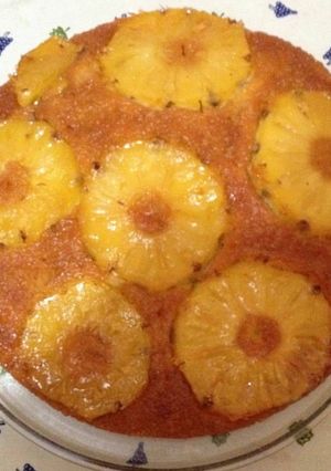 Una foto de Torta de piña invertida