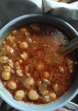 मसालेदार छोले (masaledar chole recipe in Hindi) रेसिपी मुख्य फोटो